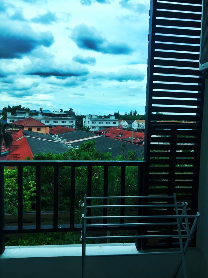 Thani Residence Chonburi Bagian luar foto