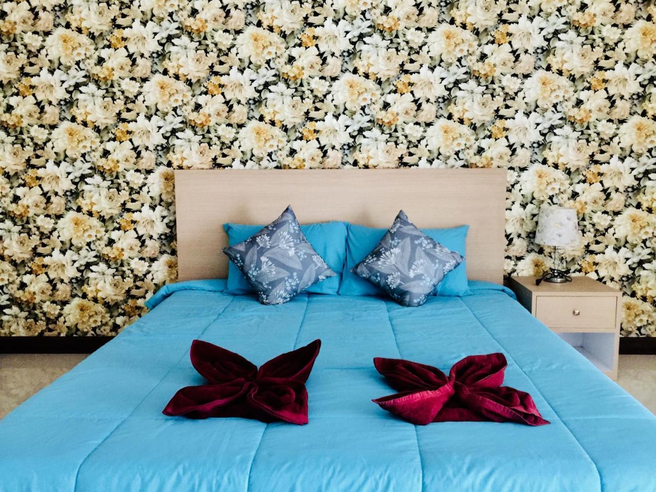 Thani Residence Chonburi Bagian luar foto